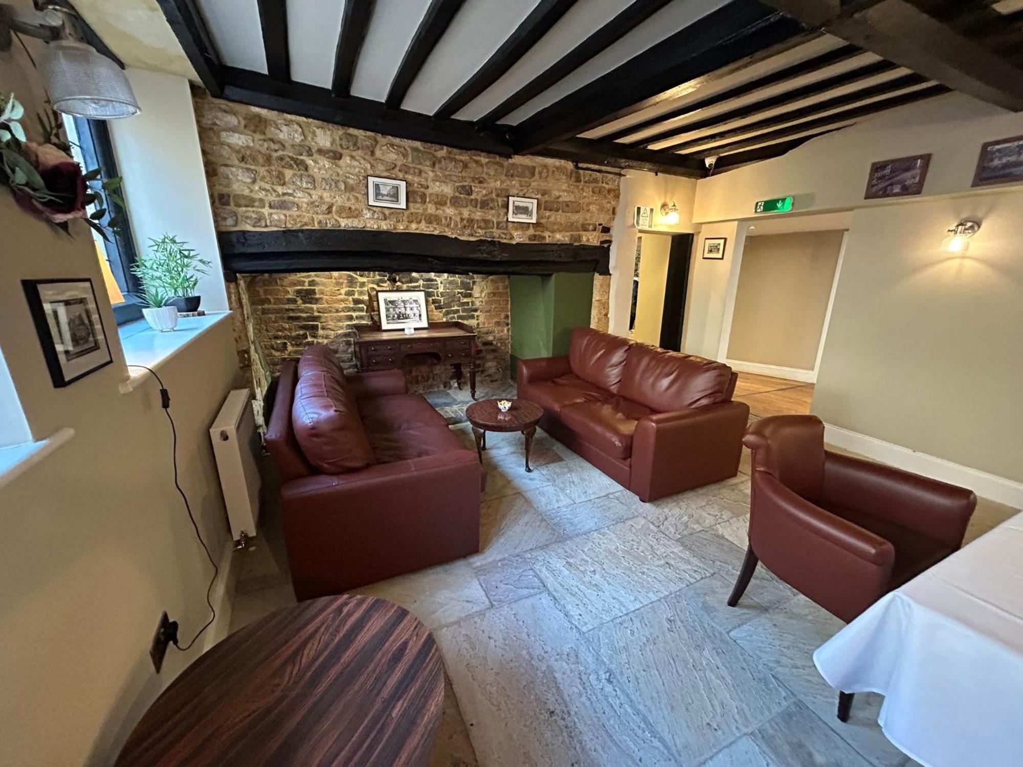 The Hind Hotel Wellingborough Εξωτερικό φωτογραφία