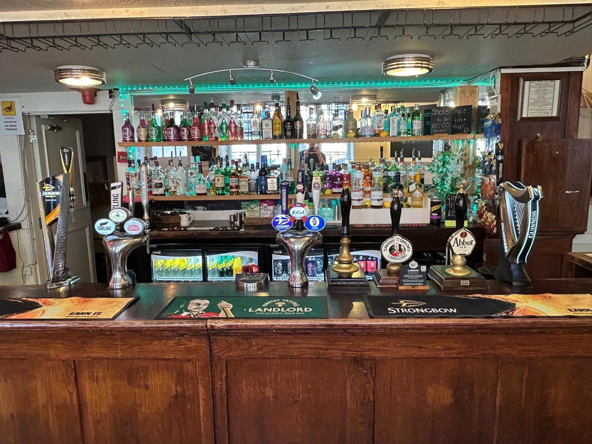 The Hind Hotel Wellingborough Εξωτερικό φωτογραφία
