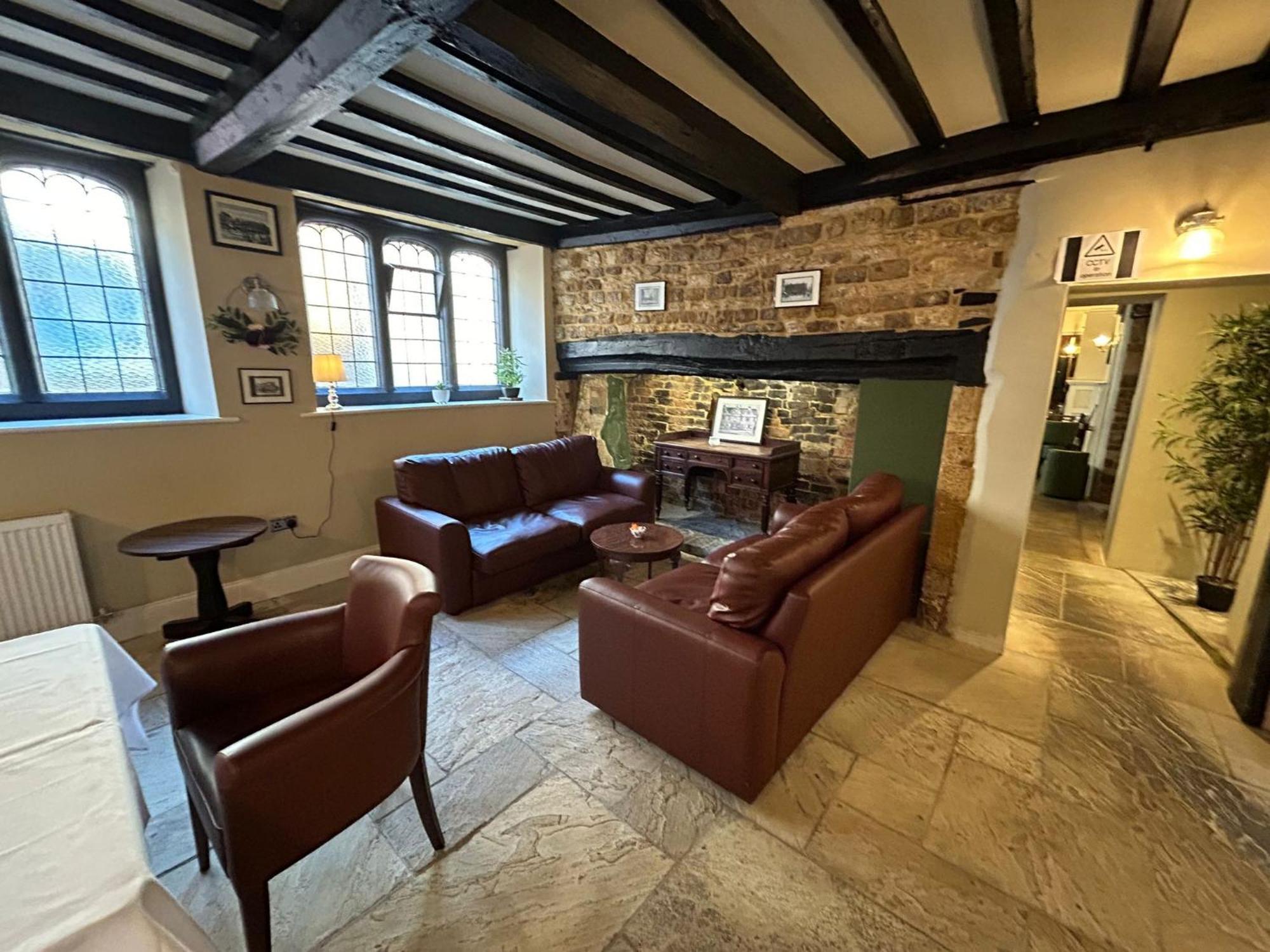The Hind Hotel Wellingborough Εξωτερικό φωτογραφία